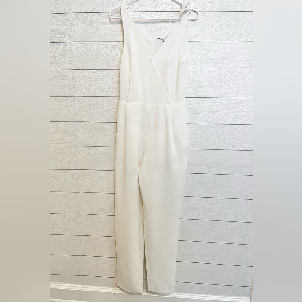 Caara White Polyester Jumpsuit Women Size Small, NWT, No Belt